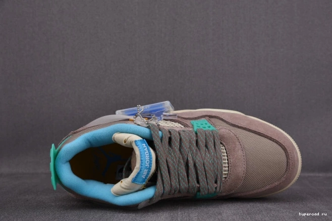 4 DJ5718-242 Anniversary Jordan 30th Air Retro Haze Union SP Taupe 0810